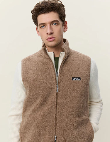 Gilet