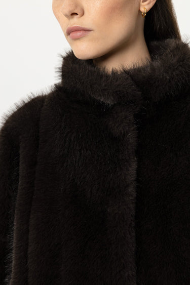 Veste en fausse fourrure