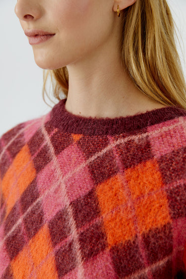 Pull à carreaux