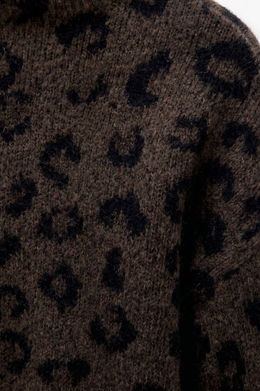 Pull à motif léopard