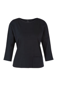 Pulls & Cardigans