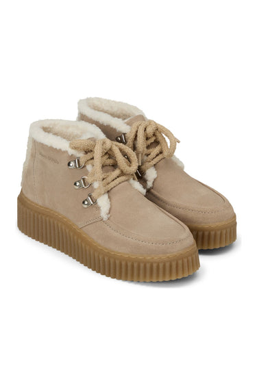 Leather Lace Up Shoes · Fashion Cloud 6d6d922a